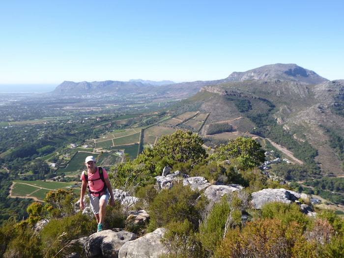 On Constantia Corner, a pleasing way to Klaasens Kop