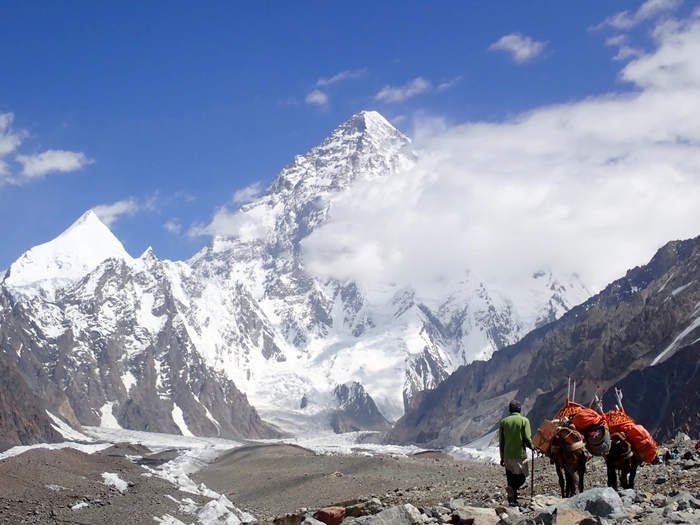 Heading up the Godwin-Austen Glacier towards K2